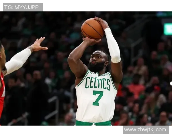 杰伦布朗:从NBA新星到篮球巨星的成长之路与未来展望